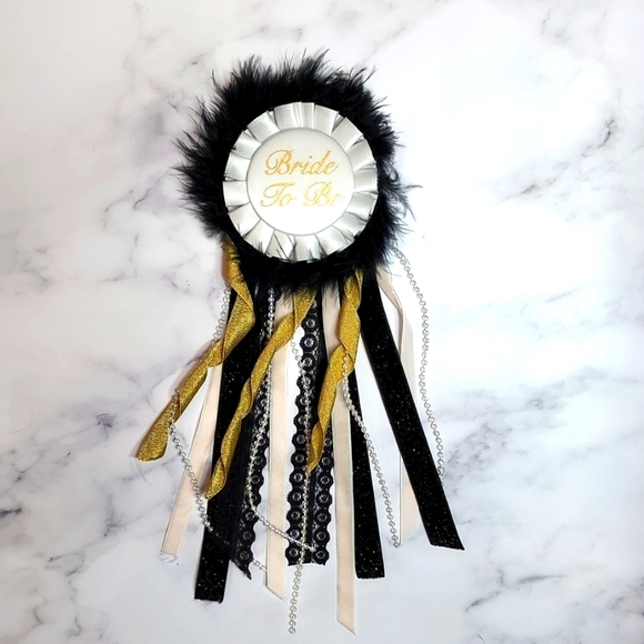 BRIDE to be Sash badge ribbon bling pin - Picture 1 of 2